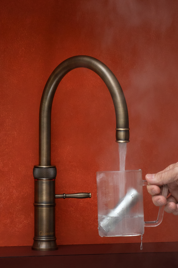 Quooker messing patina