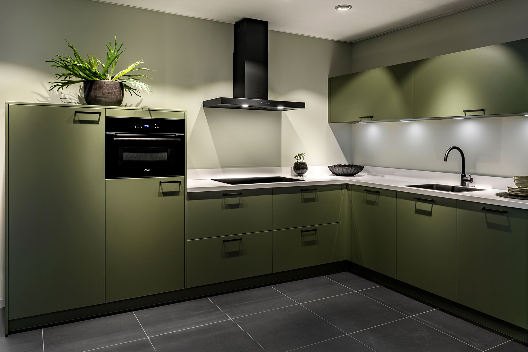 Moderne hoekkeuken groen
